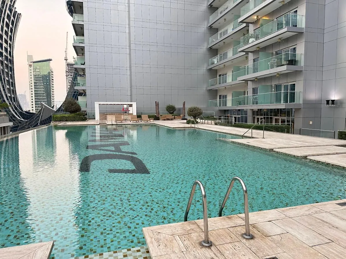 Lovely Canal View - Burj Khalifa View - Business Bay Dubai 0*,